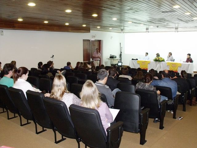Debate qualificado no Seminário que discutiu o Pronatec no IFSC