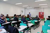 Encontro discute representação sindical e auditoria da dívida pública