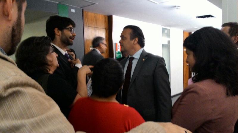 Servidores pressionam e deputados aprovam PLP 257 com mudanças