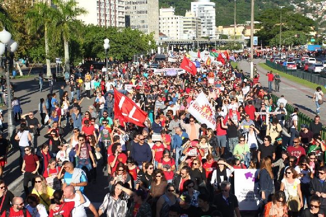 Greve Geral paralisa mais de 40 milhões de trabalhadores no Brasil